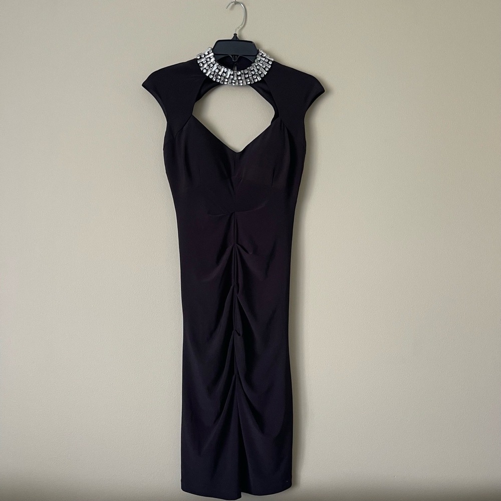 Marina Dress Womens 4‎ Black Evening Gown Jeweled Collar Sleeveless Ruched